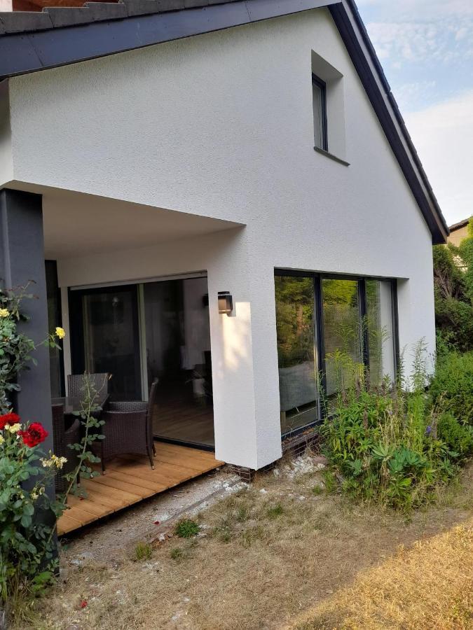 Haus Edda - Ferienwohnungen Mit Garten Und Schlossblick Marburg Exteriör bild